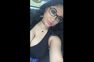 Puertorriqueña Con Tetas Grande Y Un Trasero Hermoso