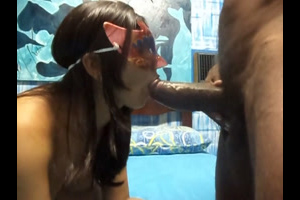 Es Tan Gorda Que Su Boca Solo Llega A La Mitad