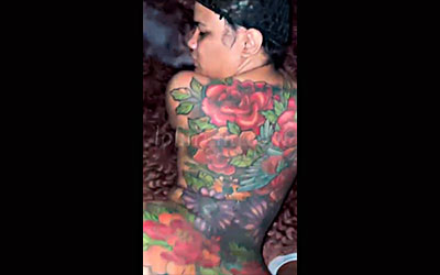 Malona Dominicana Saca Esa Leche En Menos De 4 Minutos